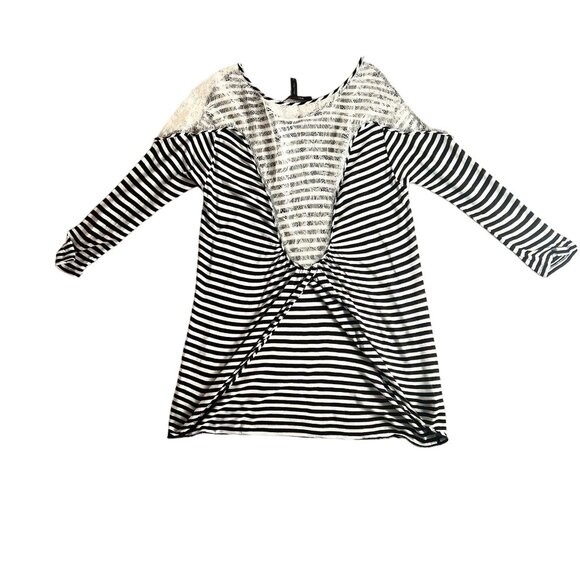 BCBGMAXAZRIA Lace Back Top Size Small Striped Black White Parisian Style Elegant - Picture 7 of 10